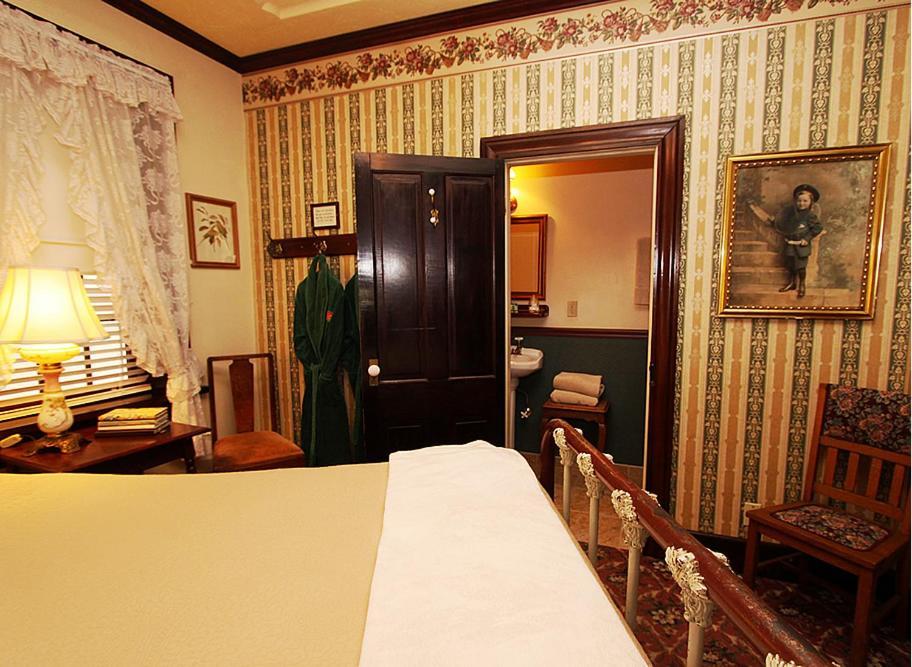 The National Hotel Jamestown Pokoj fotografie