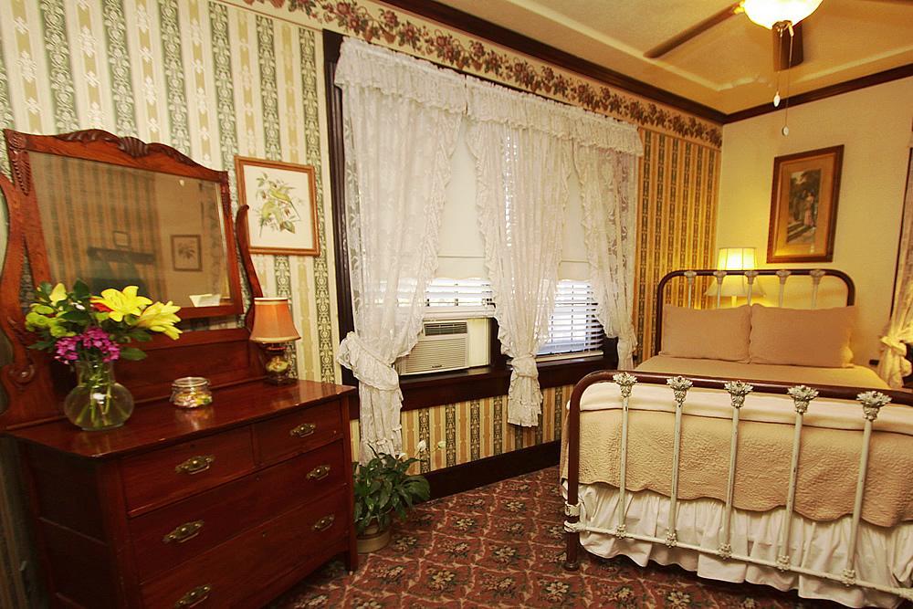 The National Hotel Jamestown Pokoj fotografie